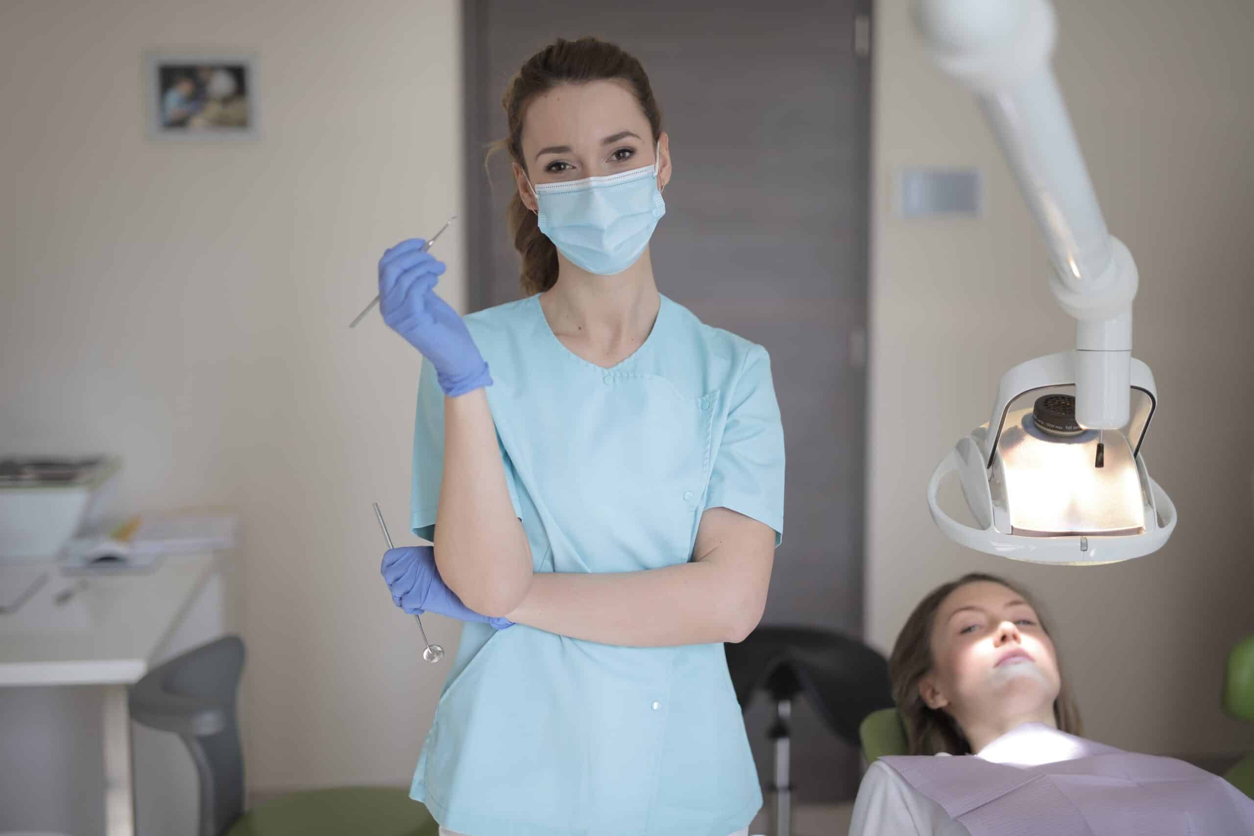 Dia do Dentista: qual a data correta?