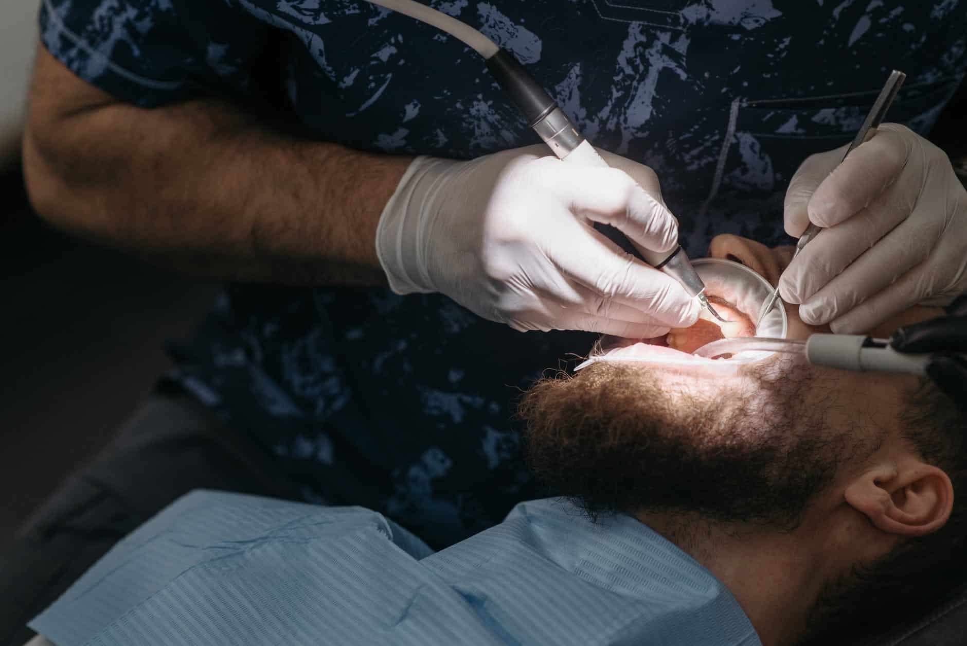 ultrassom odontológico para o consultório